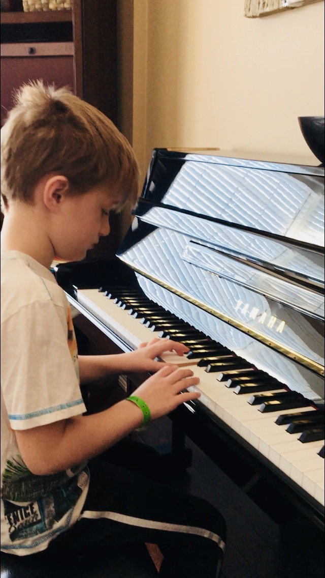 Cadenza Piano Studio Wasaga Beach | Wasaga Beach, ON L9Z 3C2, Canada | Phone: (705) 896-5692