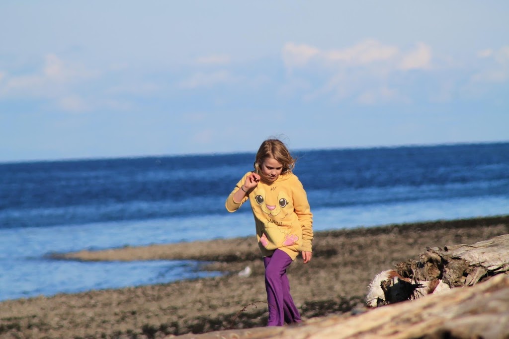 Anna Milne Photography | 439 Sue Mar Pl, Victoria, BC V9C 3C9, Canada | Phone: (250) 880-5695