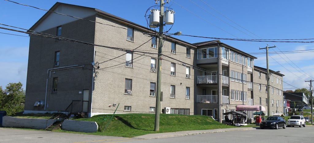Résidence St-Philippe | 33 Ambroise-Dearden, Windsor, QC J1S 2V1, Canada | Phone: (819) 845-5418