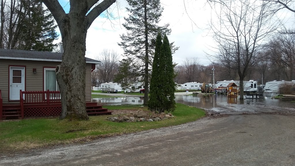 Camping Port St-Francois | 25 Rue des Bains, Nicolet, QC J3T 1P9, Canada | Phone: (819) 293-5091