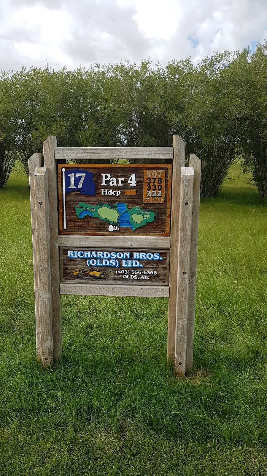 Olds Golf Club | Range road 1 Highway 2 West, Olds, AB T4H 1P2, Canada | Phone: (403) 556-8008