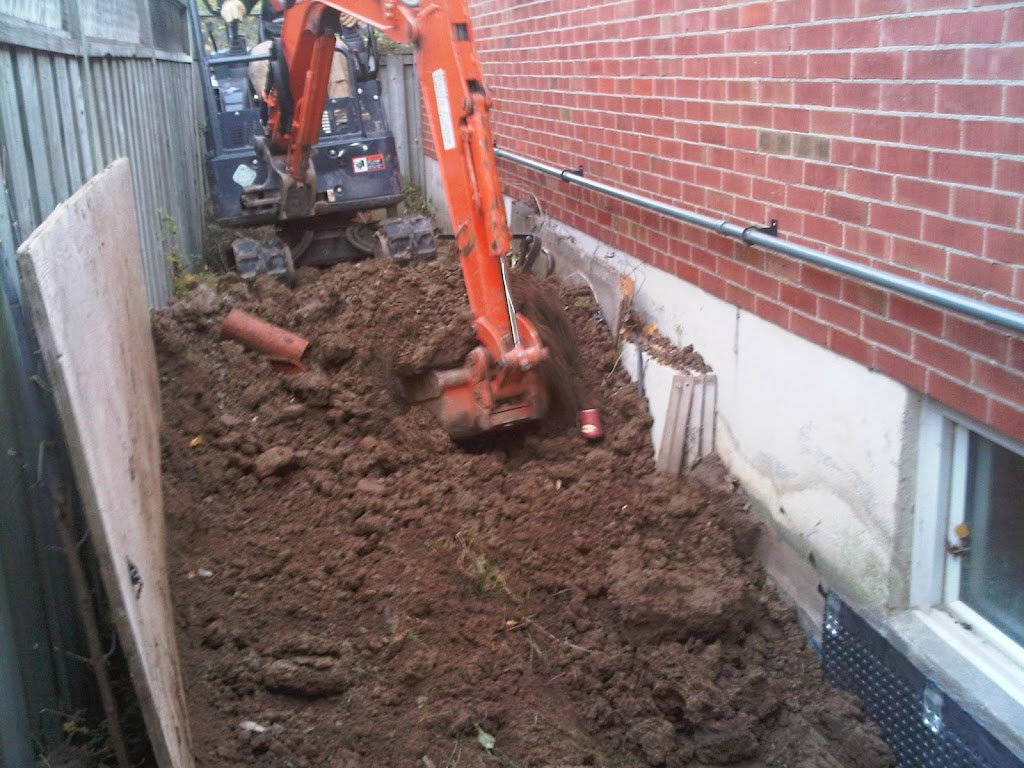 Mini-excavation DF | 13360 Rue de lAutan, Mirabel, QC J7J 1S2, Canada | Phone: (514) 794-6869