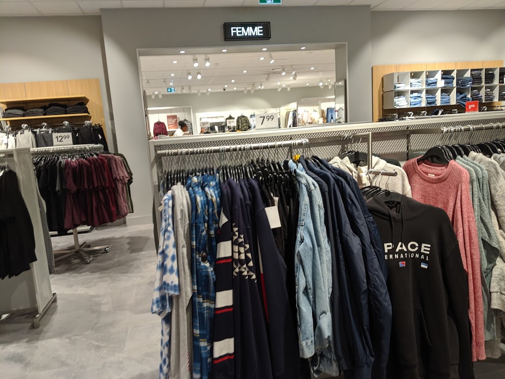 H&M | 19001 CHEMIN NOTRE-DAME, CRU #716, Mirabel, QC J7J 0T1, Canada | Phone: (855) 272-7007
