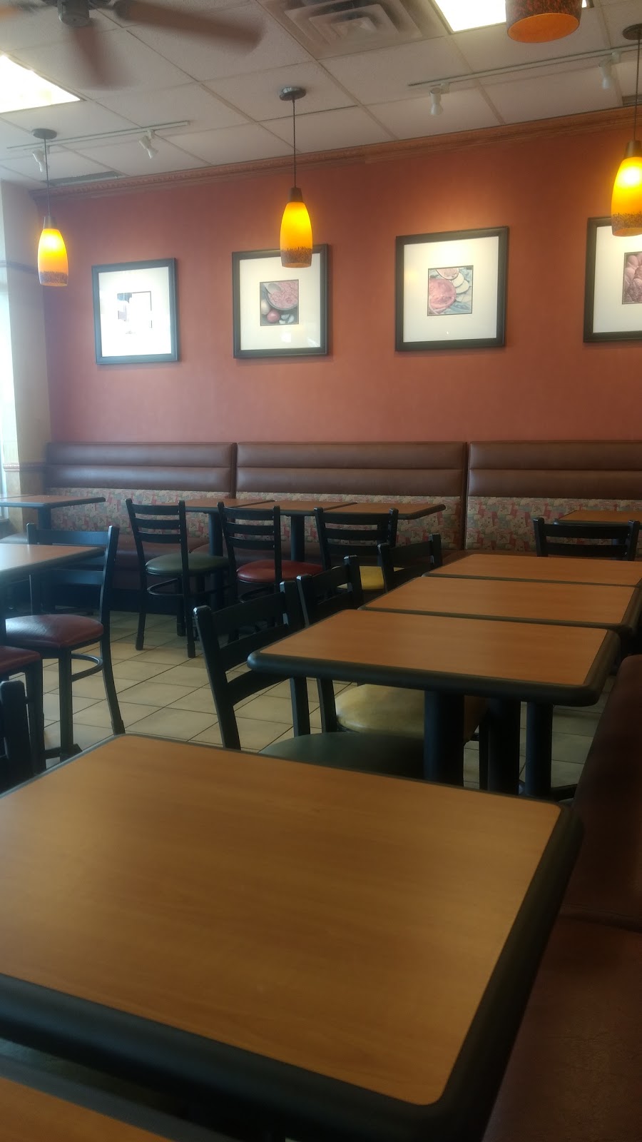 Subway | Home Depot, 1999 Bishop Grandin Blvd, Winnipeg, MB R2M 5S1, Canada | Phone: (204) 256-9650