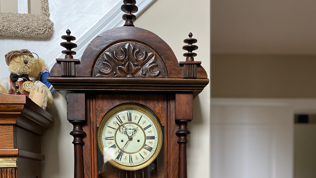 Bloemens Clock Repair Service | 2537 Asima Dr, London, ON N6M 0B4, Canada | Phone: (519) 667-2244