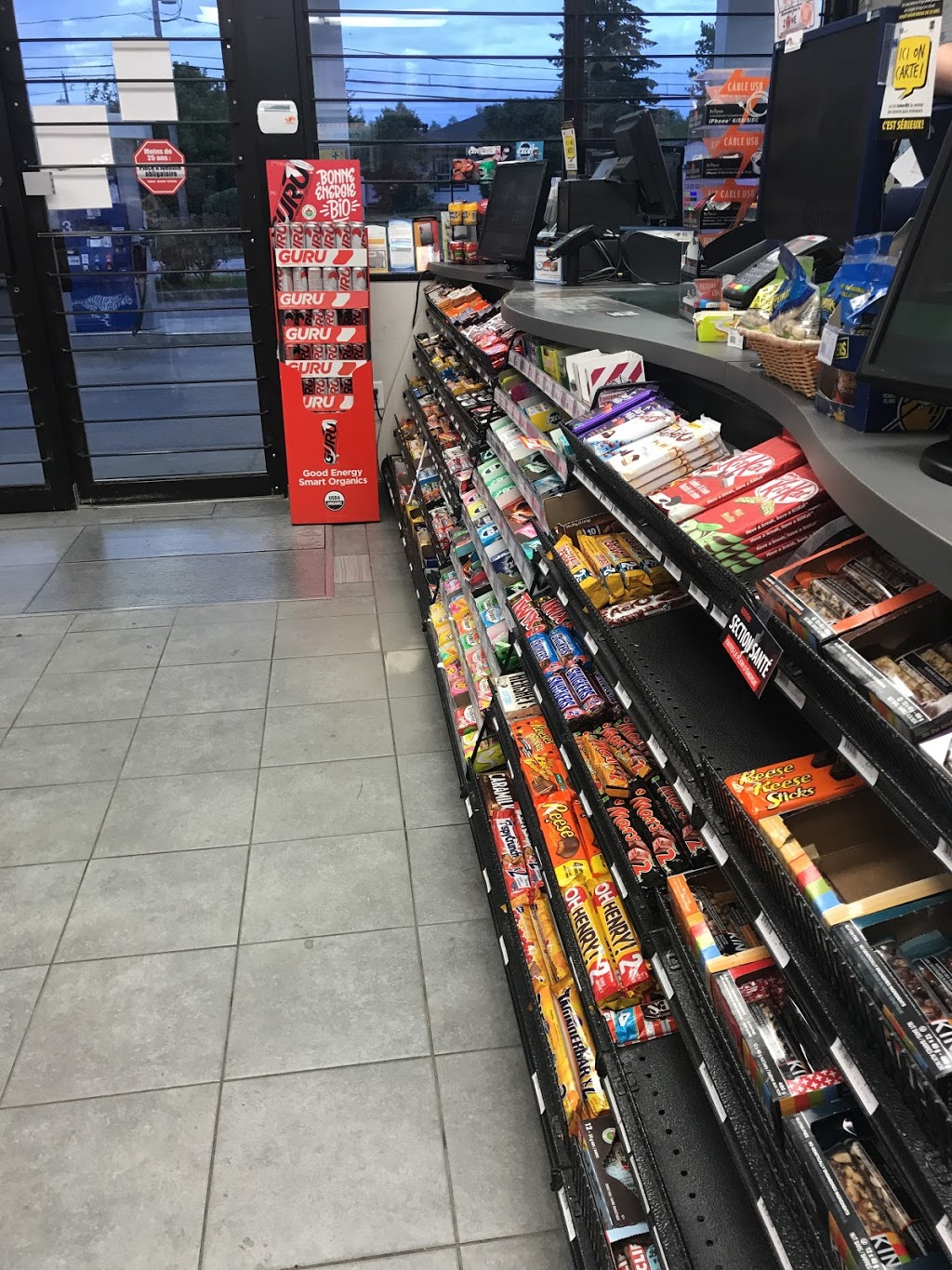 Le Magasin | 991 Route de Fossambault, Saint-Augustin-de-Desmaures, QC G3A 1W8, Canada | Phone: (418) 878-3577