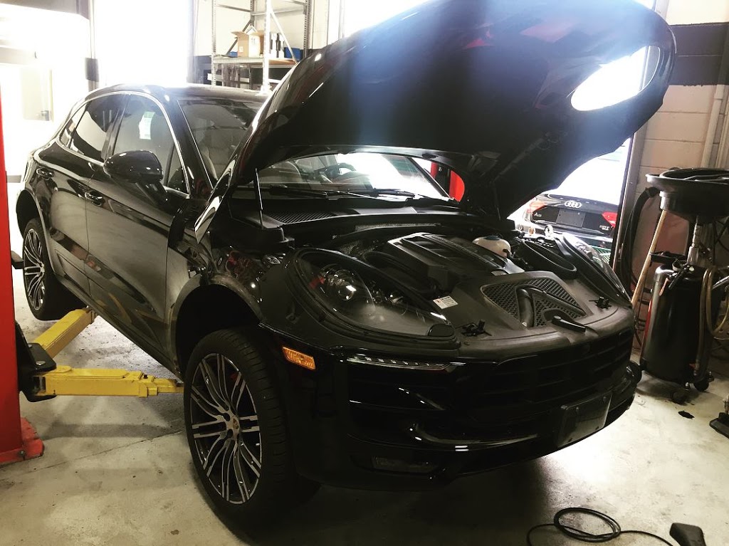 JTP Auto Services | 2470 Royal Windsor Dr, Oakville, ON L6J 7Y3, Canada | Phone: (905) 822-1800