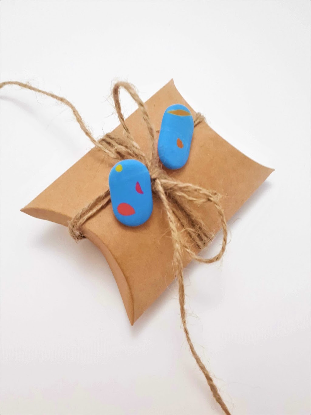 N/NA by Nina Rachel | 555 Chablis Dr, Waterloo, ON N2T 0A5, Canada | Phone: (519) 580-4608