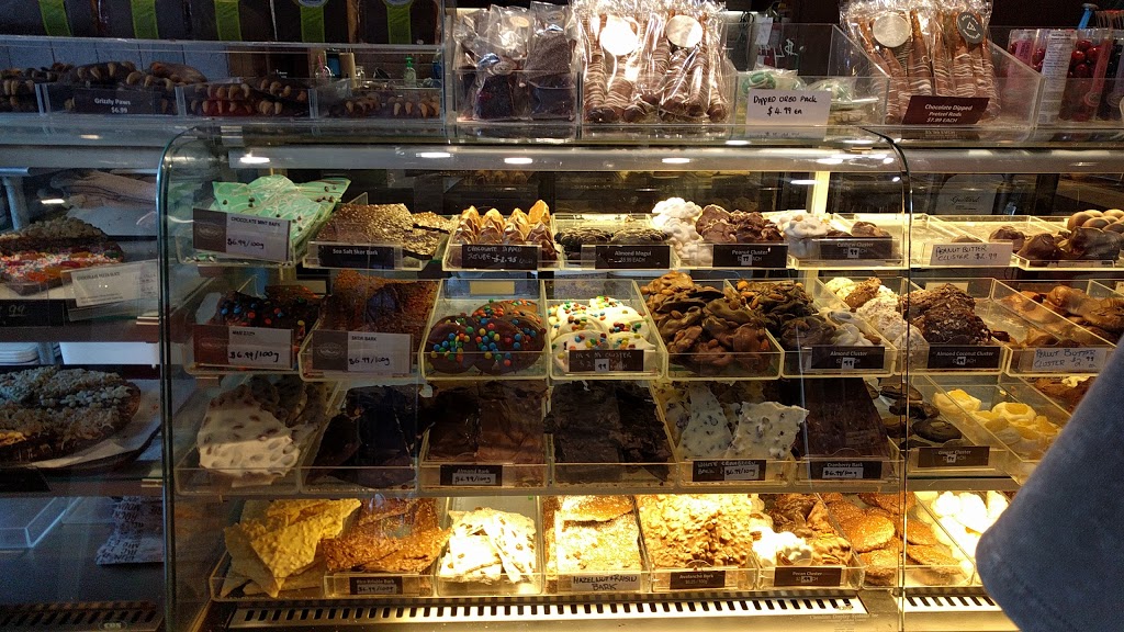 Rocky Mtn Chocolate | 162 Jozo Weider Blvd, The Blue Mountains, ON L9Y 0V2, Canada | Phone: (705) 446-1600