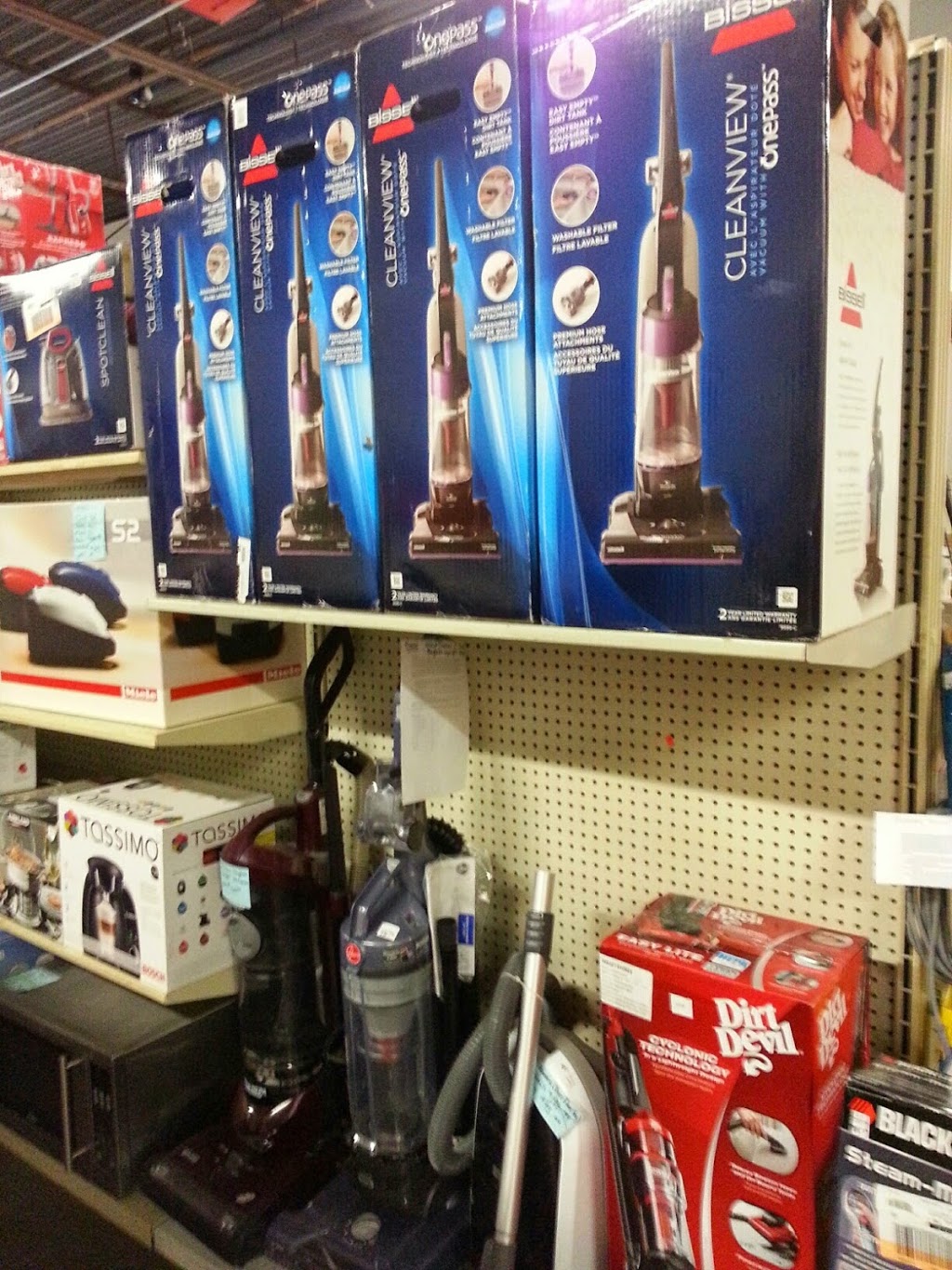 Dealz Liquidation Warehouse | 184 Rosemount Ave, Exeter, ON N0M 1S3, Canada | Phone: (519) 235-4446
