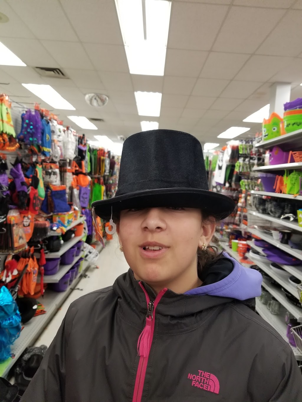 Dollarama | Sir Isaac Brock Plaza, 421 Sandwich St S, Amherstburg, ON N9V 3K8, Canada | Phone: (519) 736-9599