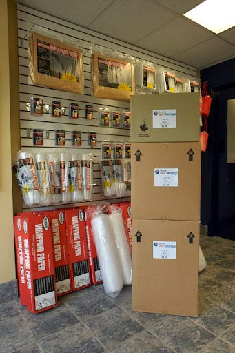 Mississauga Etobicoke Storage | 2545 Summerville Ct, Mississauga, ON L4X 0A2, Canada | Phone: (905) 272-1888