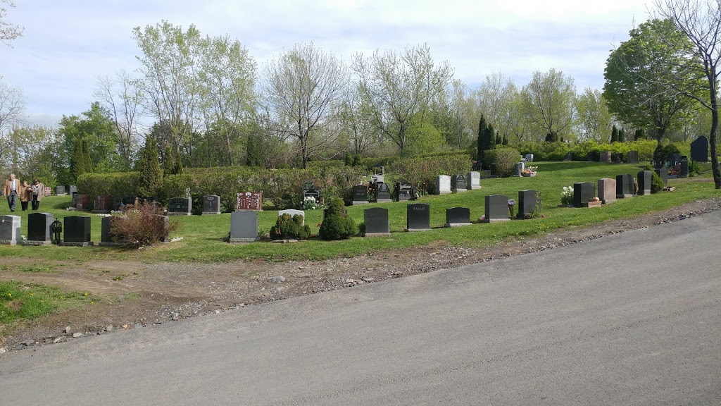 Parc Tiohtiàke Otsira’kéhne CôteDesNeiges—NotreDameDeGrâce
