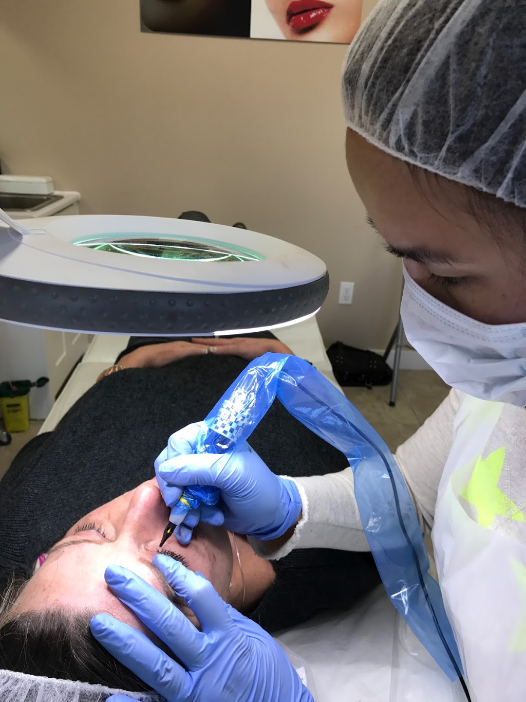 Oval Beauty Bar & Laser Clinic | 8 Weston Dr SW #43, Calgary, AB T3H 5P2, Canada | Phone: (587) 864-9955