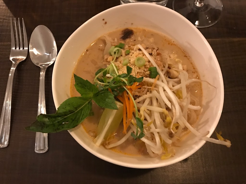 Montra Thai Eatery | 1845 Renfrew Rd, Shawnigan Lake, BC V0R, Canada | Phone: (250) 743-7400
