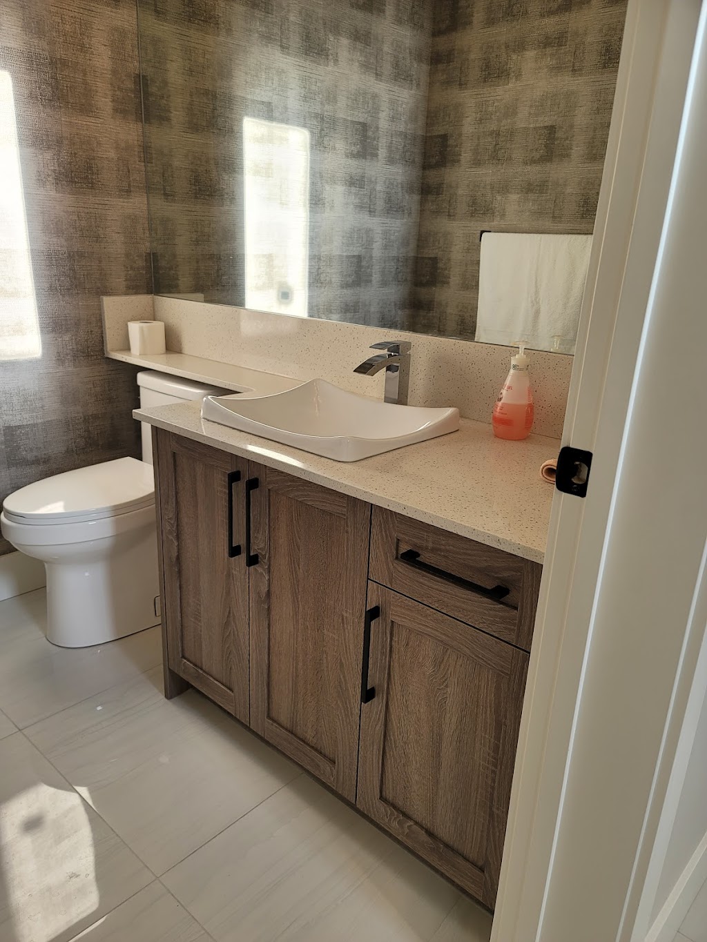 Trendz Kitchen Concepts Inc. | 235126 Ryan Rd Unit-1, Rocky View County, AB T1X 0K3, Canada | Phone: (403) 454-1852