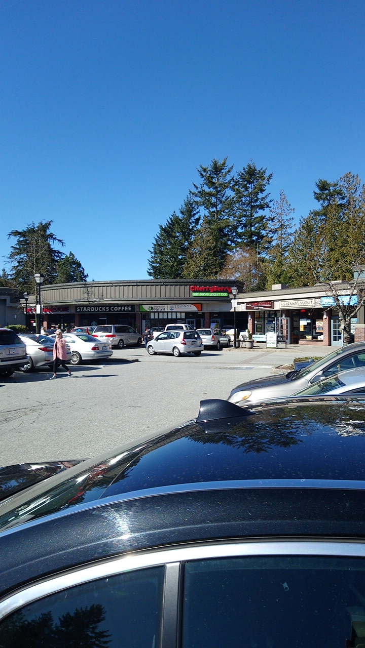 Caulfeild Village Shopping Centre | 5375 Headland Dr West, West Vancouver, BC V7W 3H2, Canada | Phone: (604) 926-2550