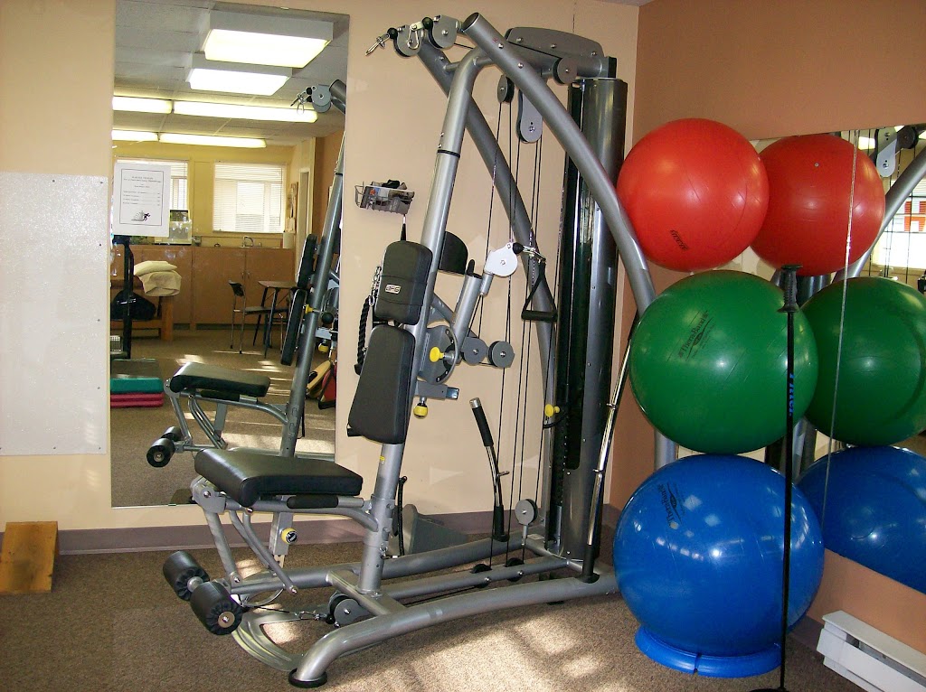 Town & Country Physiotherapy | 3645 Tillicum Rd, Victoria, BC V8Z 4H4, Canada | Phone: (250) 475-3442