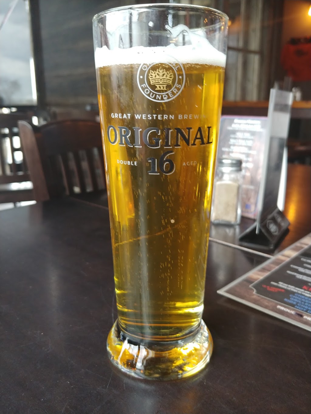 Broncos Pub and Grill | 1505, Aaron Dr, Pilot Butte, SK S0G 3Z0, Canada | Phone: (306) 761-2221