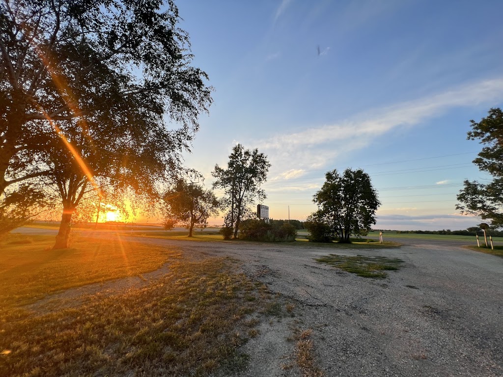 Birch Motel | 240 MB-2, Treherne, MB R0G 2V0, Canada | Phone: (204) 723-2535