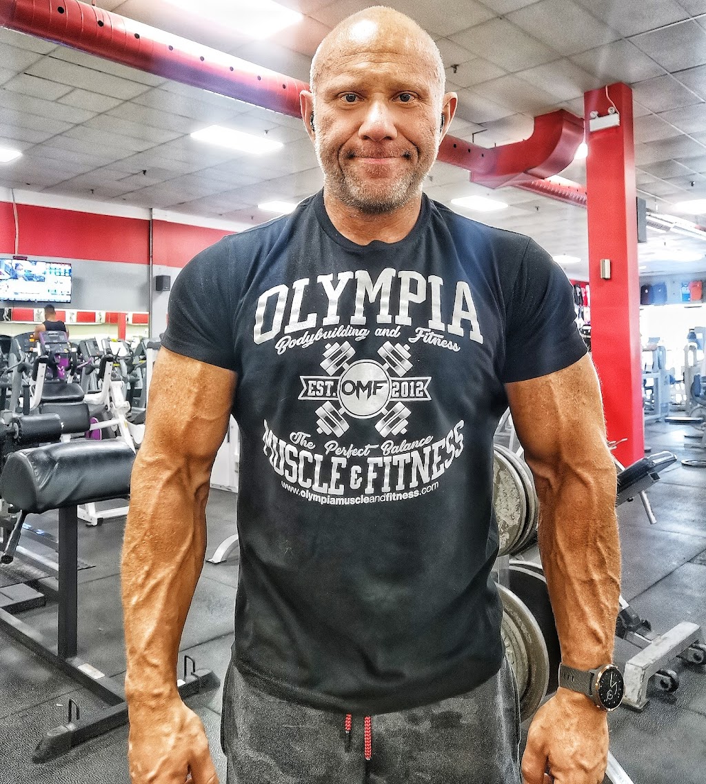 Olympia Muscle & Fitness | Rockwood Mall, 4141 Dixie Rd, Mississauga, ON L4W 1V5, Canada | Phone: (905) 232-4140