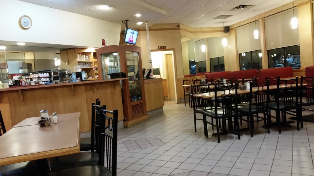 Georgian Family Restaurant | 401 Hume St, Collingwood, ON L9Y 1W7, Canada | Phone: (705) 446-0770