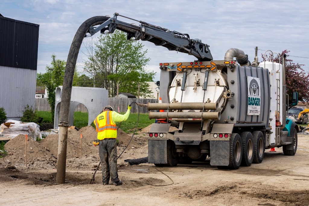 Badger Daylighting | 8615 44 St SE, Calgary, AB T2C 2P5, Canada | Phone: (403) 519-2999