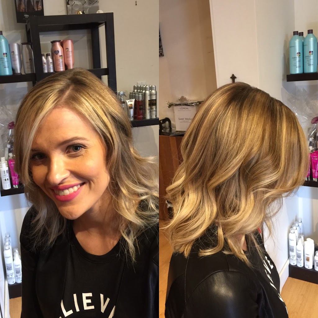 Beehive Hair Salon | 41340 Government Rd, Brackendale, BC V0N 1H0, Canada | Phone: (604) 898-5421
