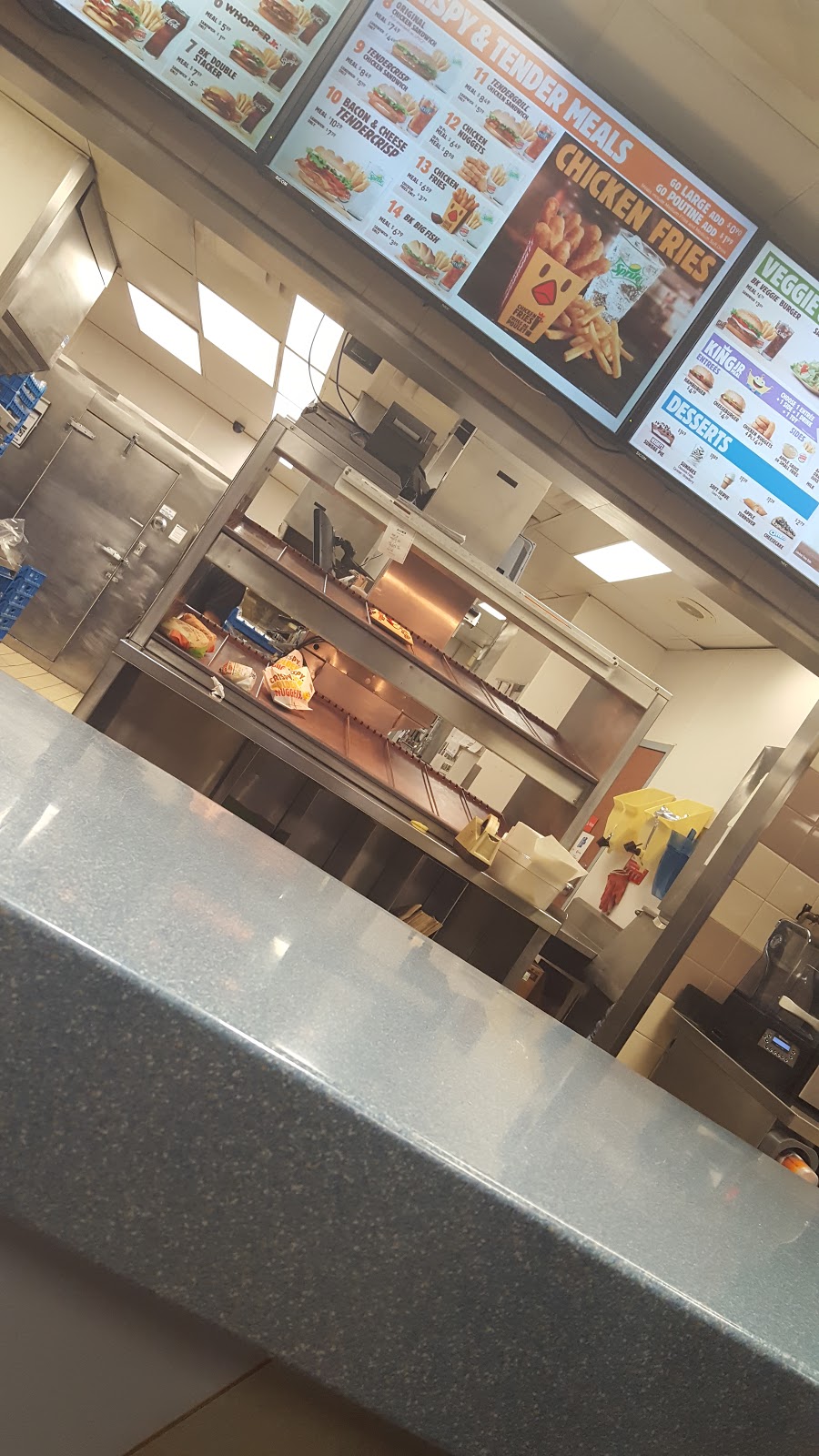 Burger King | 1430 McPhillips St, Winnipeg, MB R2V 3C5, Canada | Phone: (204) 987-8423