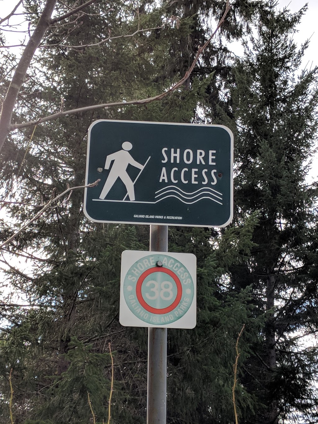 Shore Access 38 | Galiano Island, BC V0N 1P0, Canada