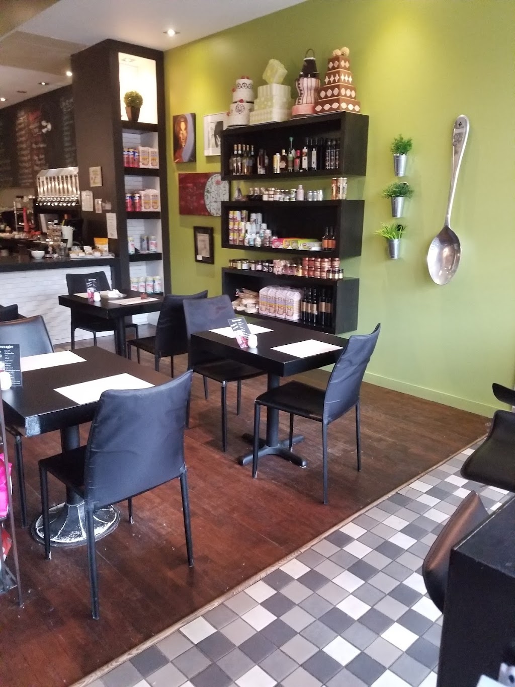 Pâtisserie Le Palais | 563 5e rue de la Pointe, Shawinigan, QC G9N 1E7, Canada | Phone: (819) 536-7081
