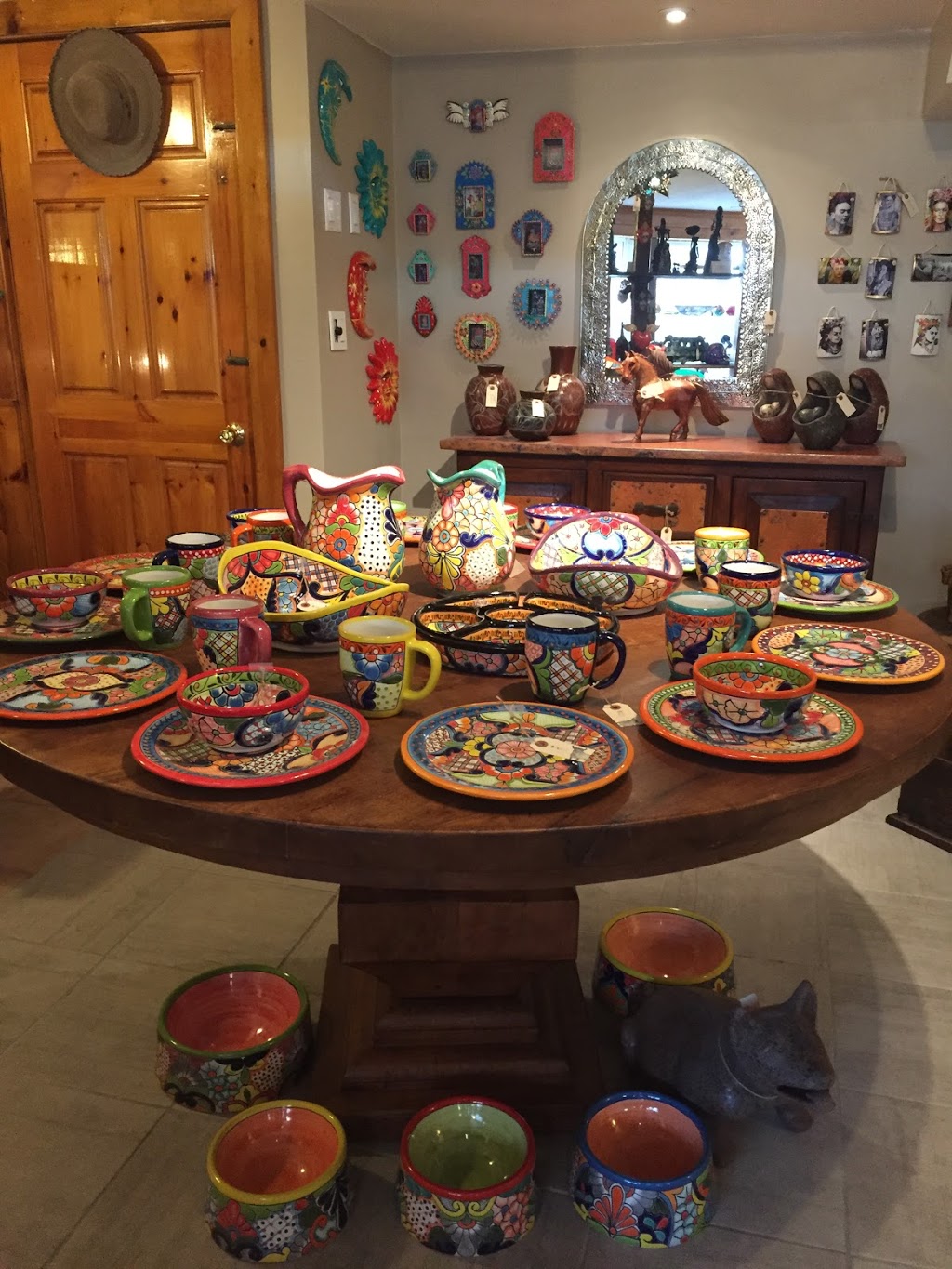Casa Verde Imports | 59 Metcalfe St b, Elora, ON N1M 1K4, Canada | Phone: (519) 400-2077