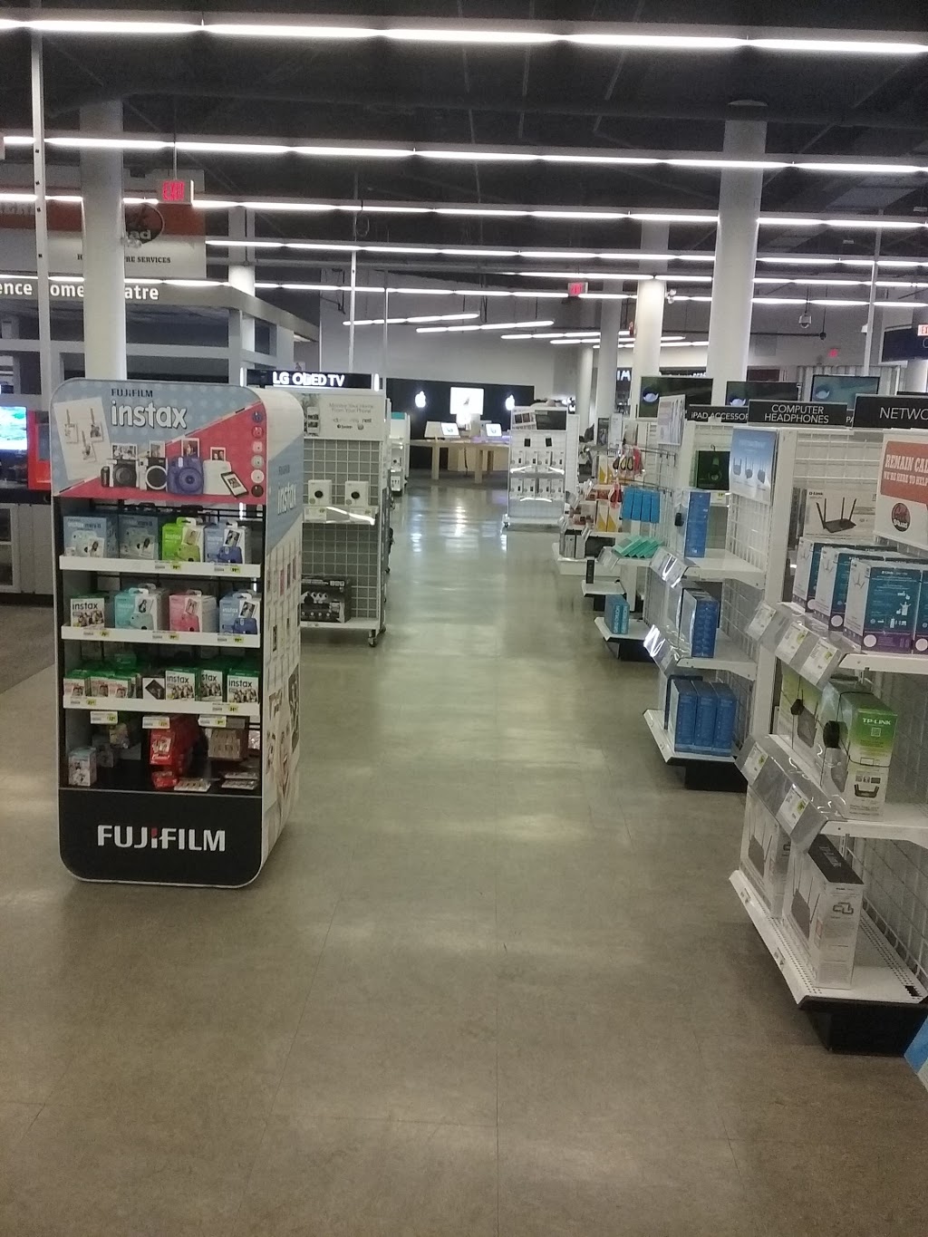 Best Buy | 2100 Park Royal S, West Vancouver, BC V7T 2W4, Canada | Phone: (604) 913-3336
