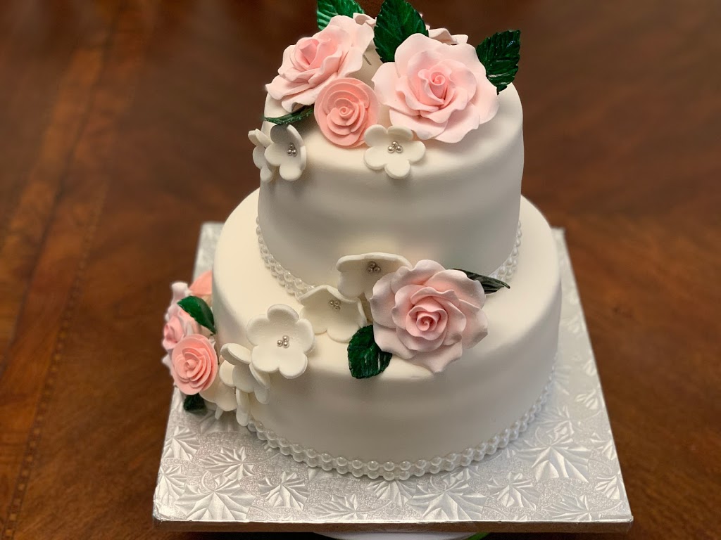 GS Custom Cakes | 13 Deseronto St, Brampton, ON L6X 2Y8, Canada | Phone: (647) 501-1286