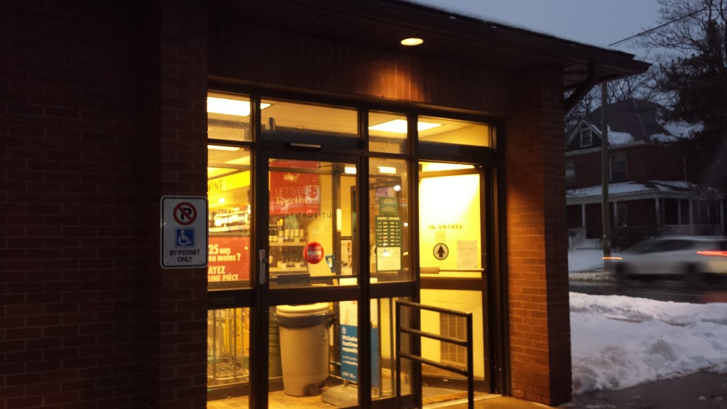 LCBO | 1 Talbot St W, Cayuga, ON N0A 1E0, Canada | Phone: (905) 772-3371
