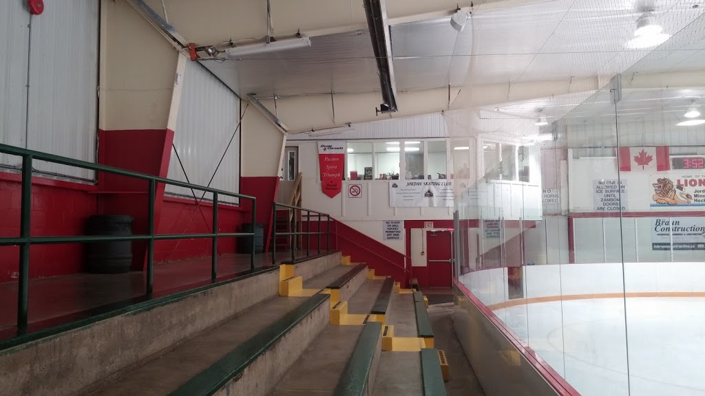 Jordan Arena | 2767 Fourth Ave, Jordan Station, ON L0R 1S0, Canada | Phone: (905) 562-4798