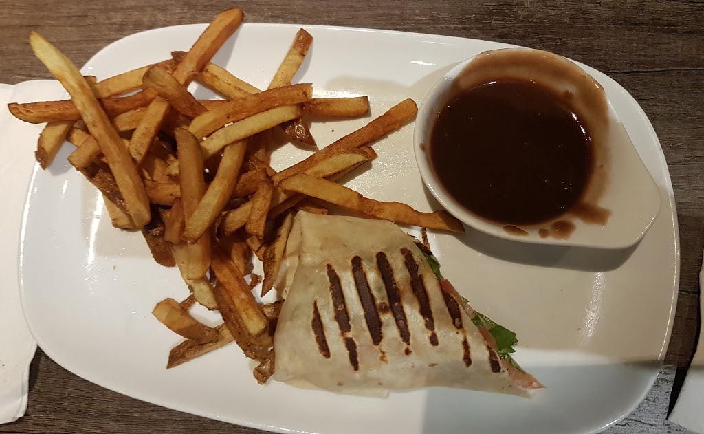 Lake Country Grill | 425 West Street N, Orillia, ON L3V 7R2, Canada | Phone: (705) 329-0303