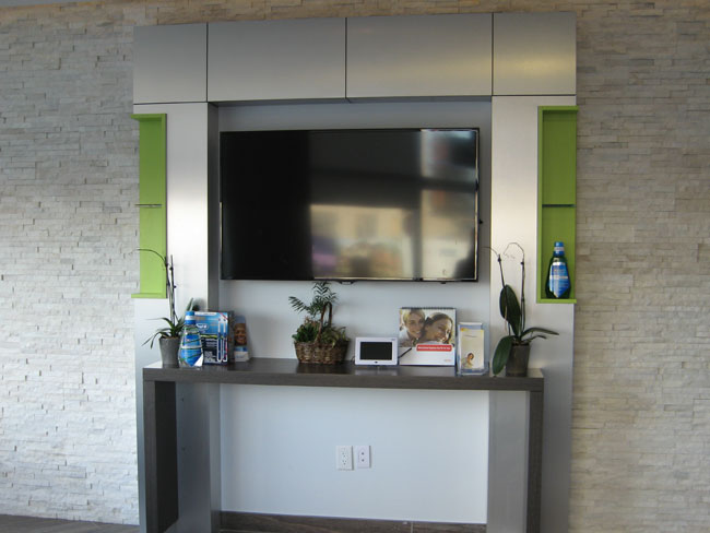 Upper Markham Smiles Dental Office | 9418 Markham Rd, Markham, ON L3P 3J3, Canada | Phone: (905) 201-7555