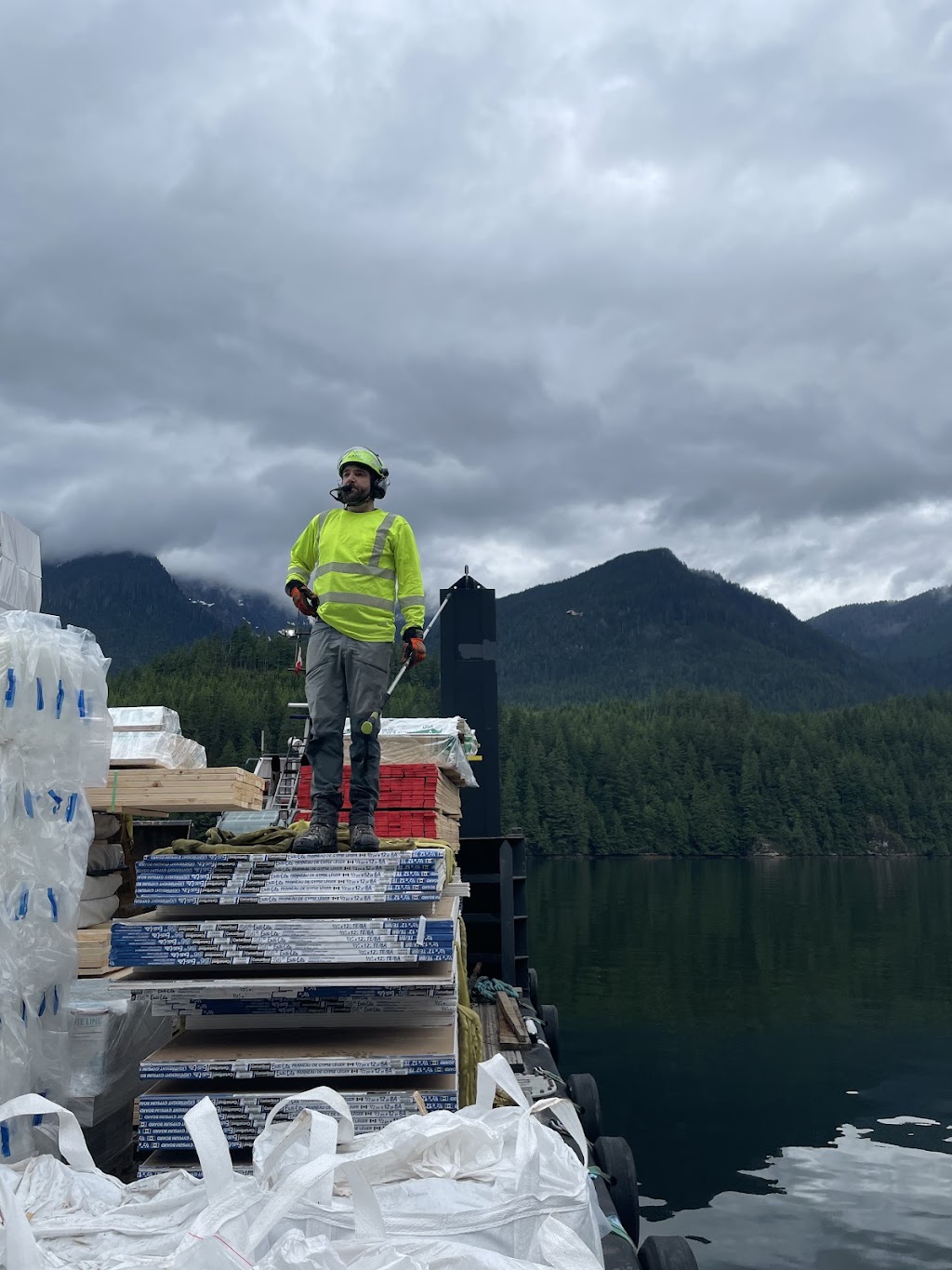 Airspan Helicopters Ltd | 4480 Hilltop Rd, Sechelt, BC V7Z 0A8, Canada | Phone: (604) 885-7474