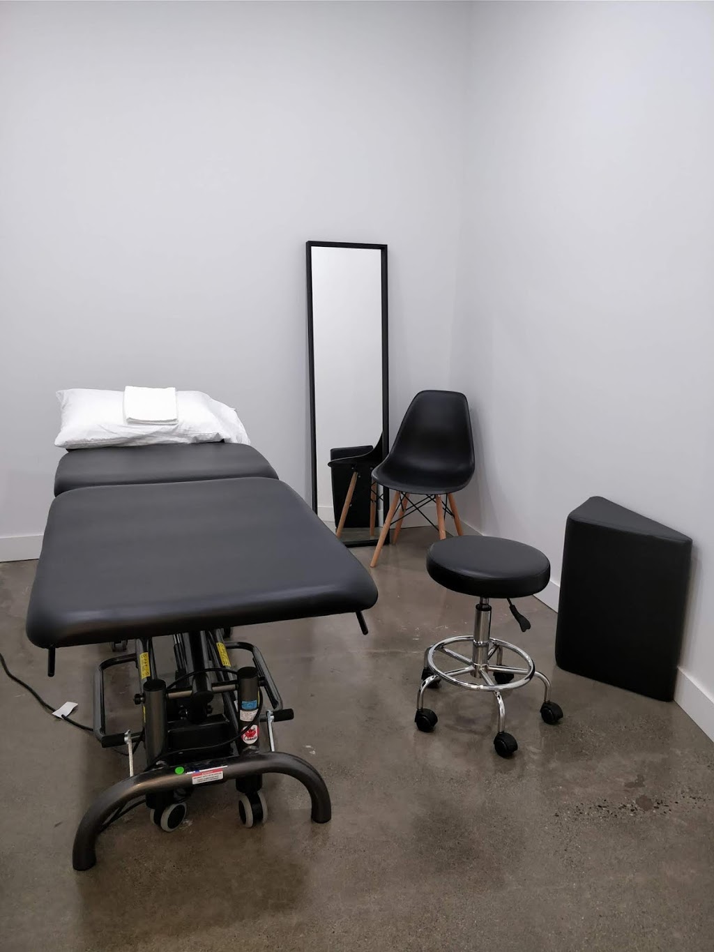 Physiolab | health | 1635 Main St, Vancouver, BC V6A 2W5, Canada | 6044287848 OR +1 604-428-7848