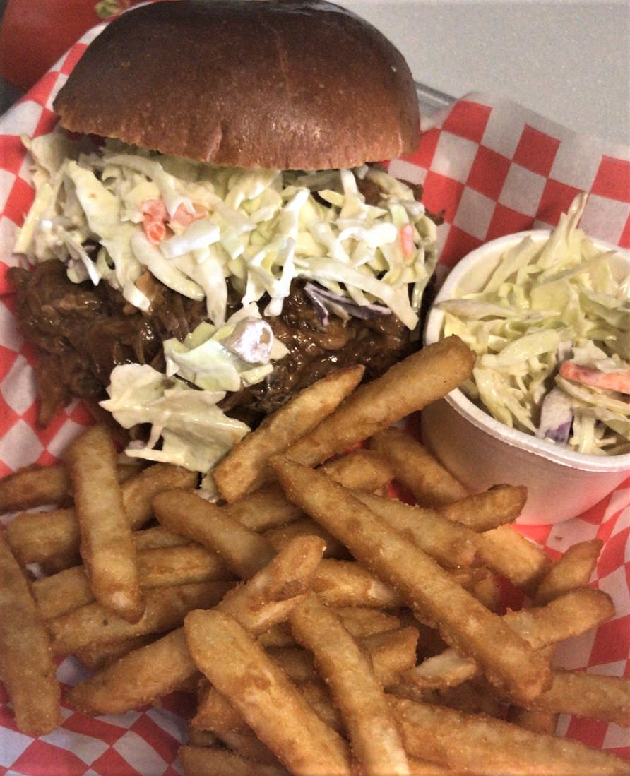 Colonel Wings Inc. | 69 King St W, Bowmanville, ON L1C 1R2, Canada | Phone: (905) 697-2444