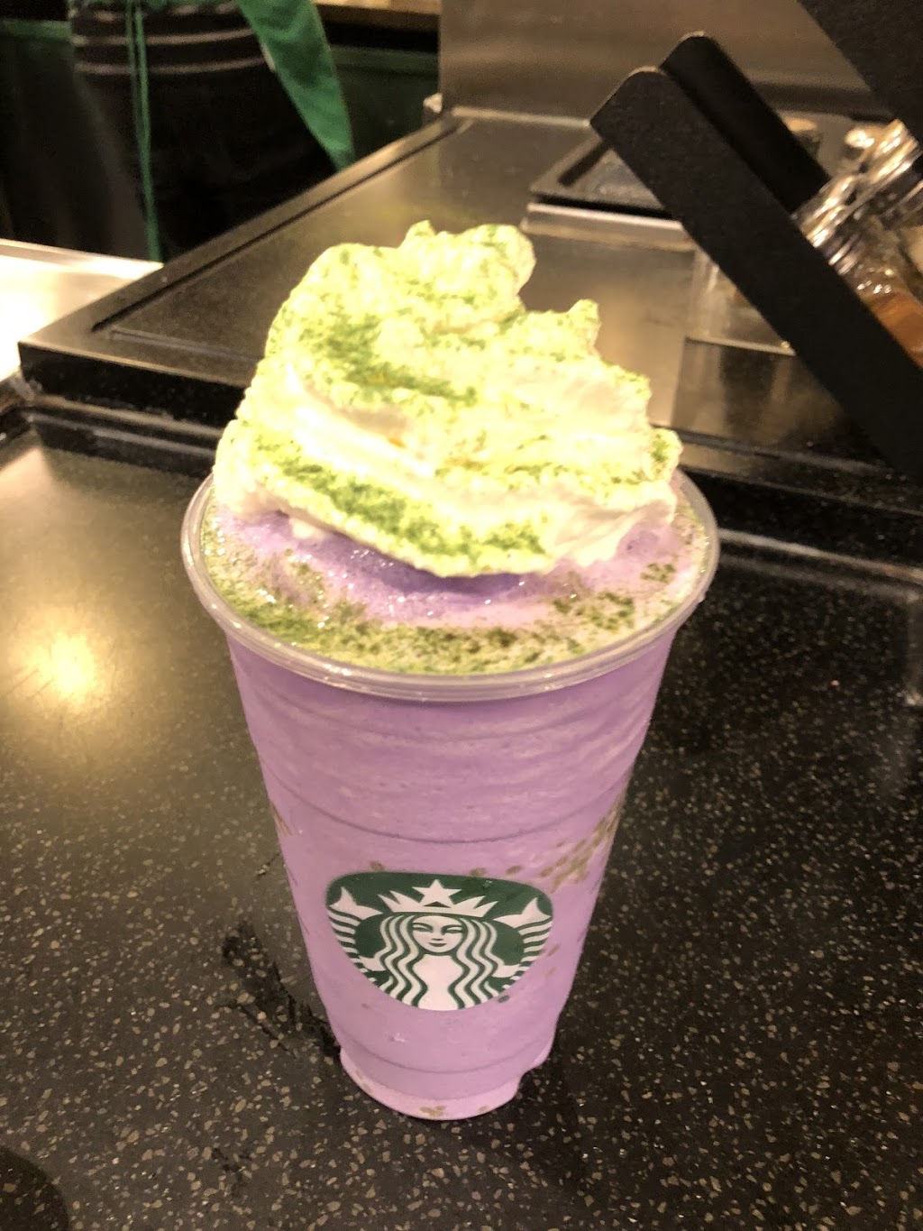 Starbucks | 5504 Cambie St, Vancouver, BC V5Z 3A2, Canada | Phone: (604) 321-1042