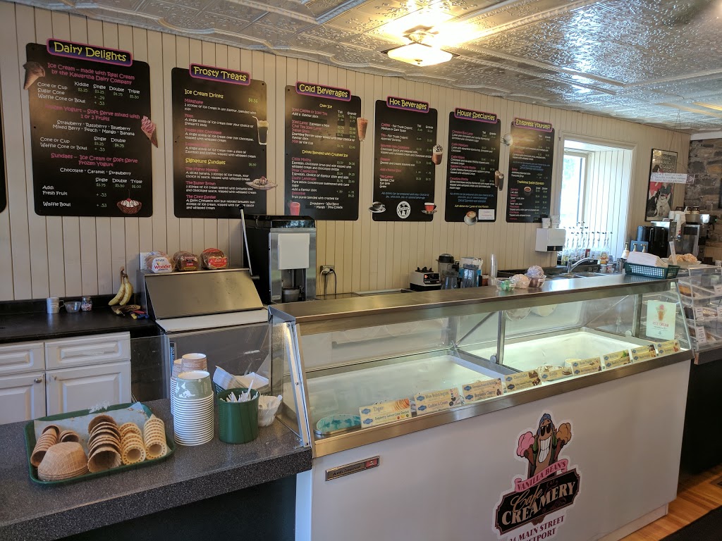 Vanilla Beans Cafe & Creamery | 34 Main St, Westport, ON K0G 1X0, Canada | Phone: (613) 273-5053