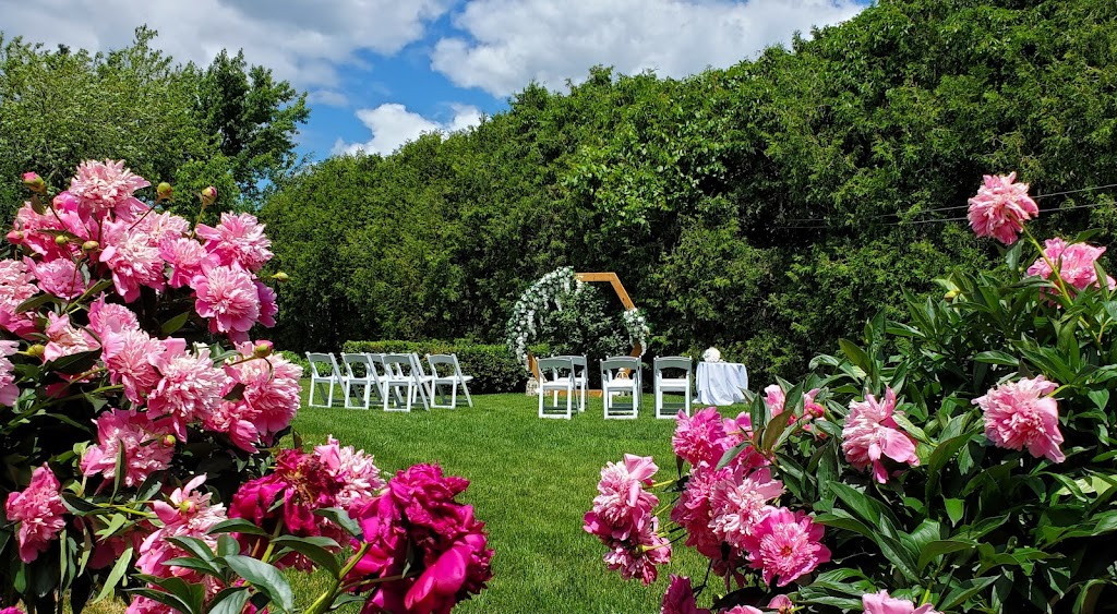 Rose Gold Celebrations | 2556 Chem. de la Petite-Côte, Laval, QC H7L 5Z7, Canada | Phone: (514) 293-4484