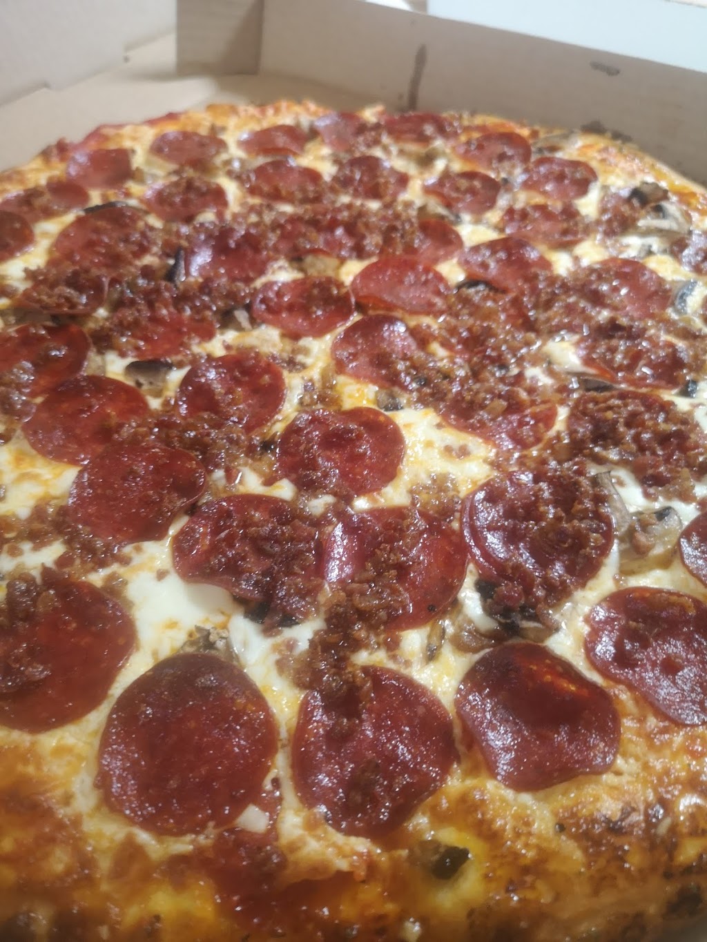 The Hearth & Kin Eatery | 2 Mill St E, Hillsdale, ON L0L 1V0, Canada | Phone: (705) 835-6633