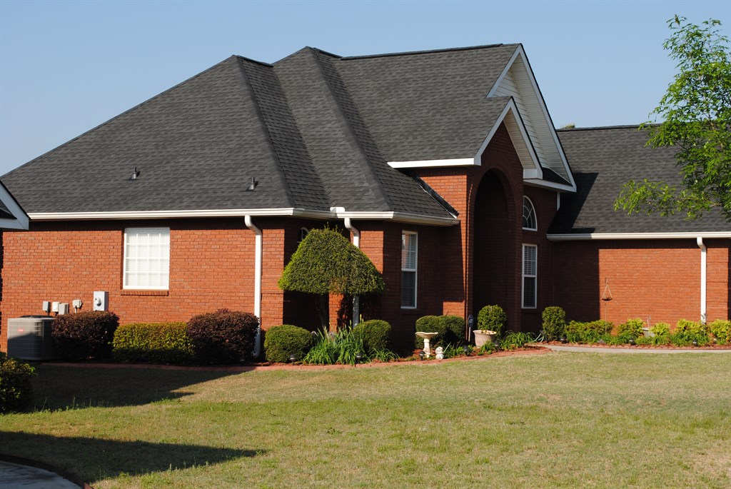 Quality Roofing Services ltd | Unit 525_, 137 Queens Plate Dr, Etobicoke, ON M9W 6Z7, Canada | Phone: (416) 666-0798