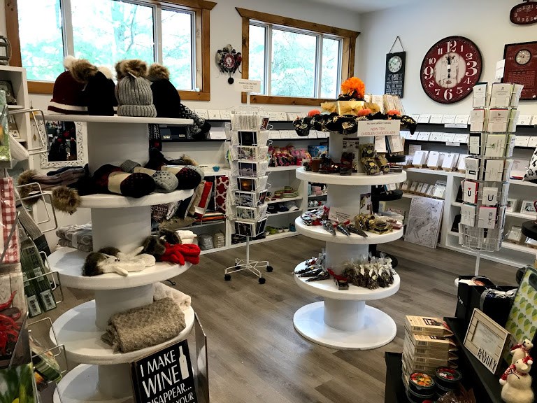 Moose Feathers Muskoka Gift Shop and Printing Museum | 4080 Muskoka District Road 118 West, Port Carling, ON P0B 1J0, Canada | Phone: (705) 762-1232