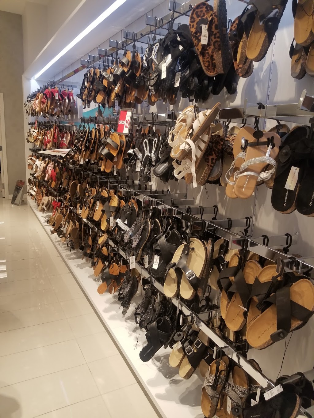 Urban Planet | 825 Rue Saint-Laurent Ouest, Longueuil, QC J4K 2V1, Canada | Phone: (450) 674-2495