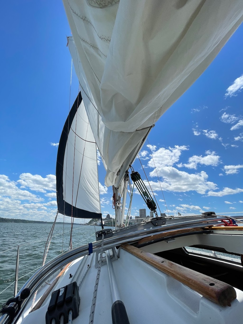 Formation Nautique Québec | 4685 Rue Saint-Laurent, Lévis, QC G6V 8M9, Canada | Phone: (418) 683-8815