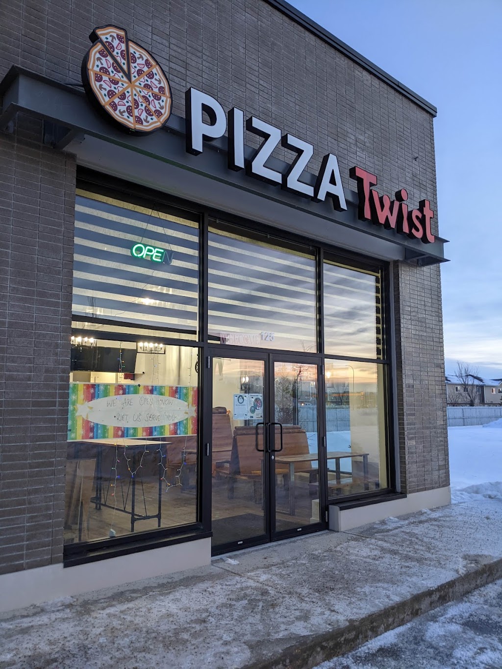 Pizza Twist | meal delivery | 121 Town Crest Rd Unit 125, Fort Saskatchewan, AB T8L 0G7, Canada | 5872850055 OR +1 587-285-0055
